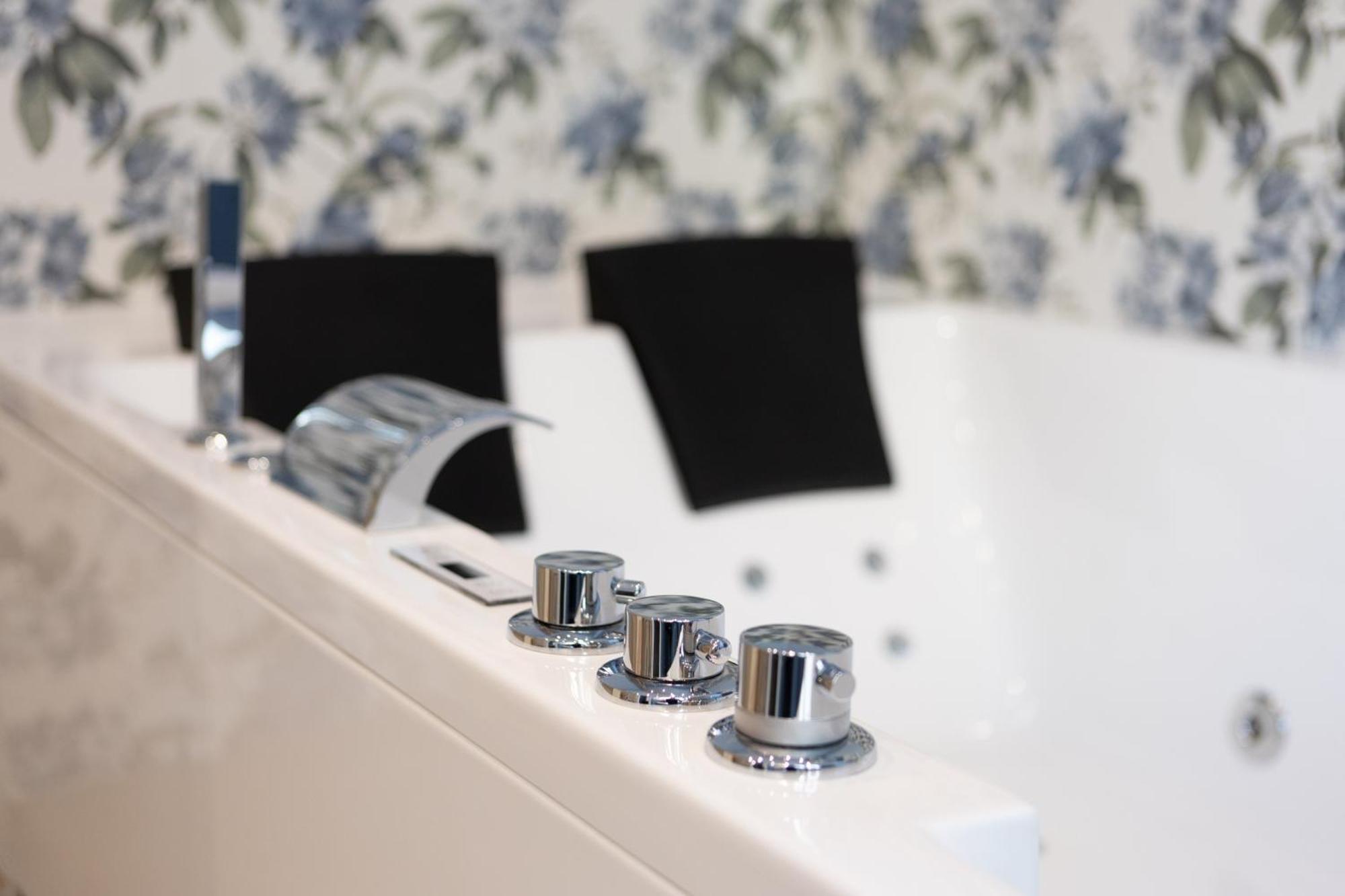 Pier Capponi 17 Rooms & Suites Florenz Exterior foto